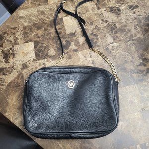 Michael kors hand bag